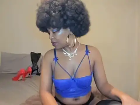 AfricanSquirtingQueen stripchat live cam model