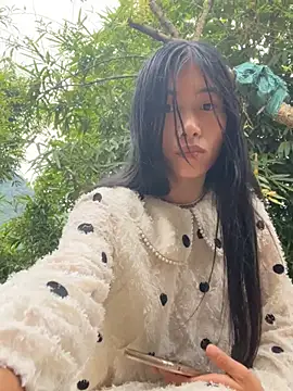 SuryOx9 stripchat live cam model