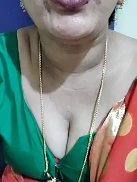 Raashi_15 stripchat live cam model