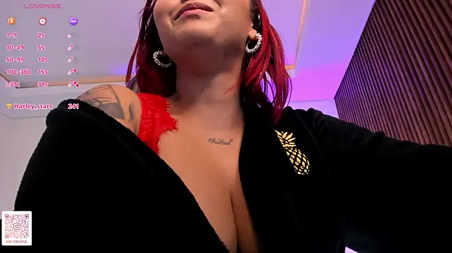 lucy_beatifull stripchat live cam model