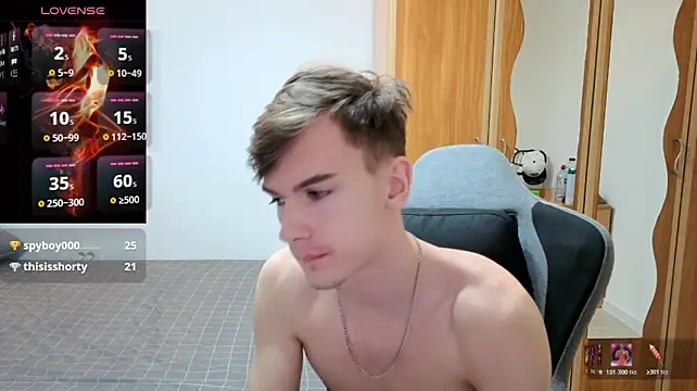 BradyFlint stripchat live cam model