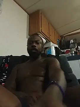 Blu334 stripchat live cam model