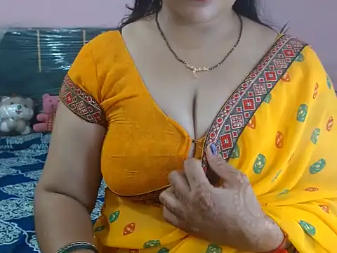 Sexy_Yashvi stripchat live cam model