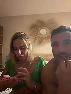 CheesingPylorus stripchat live cam model