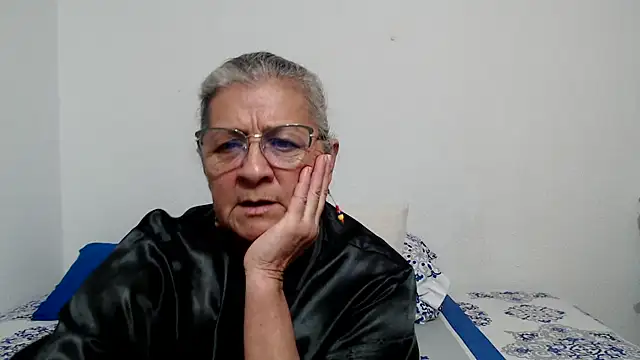 candy_mature_ stripchat live cam model