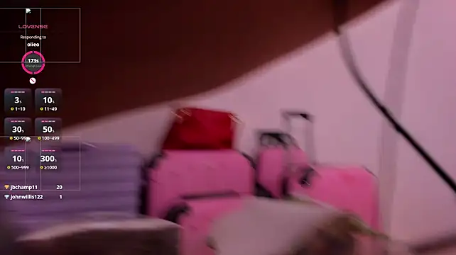 RebeccaHudson stripchat live cam model