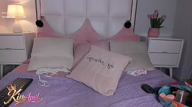 KIMAPRIL stripchat live cam model