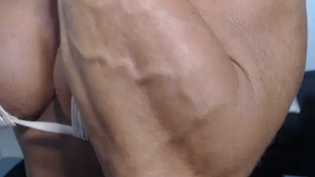 Stronggsexy stripchat live cam model