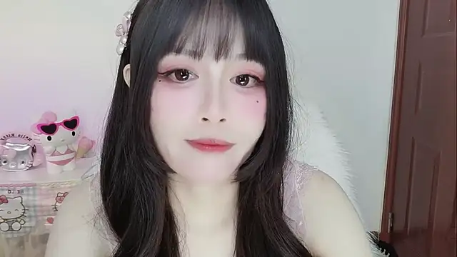-zhuzhu-999- stripchat live cam model