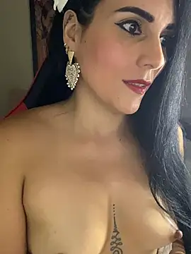 Miaswwe stripchat live cam model