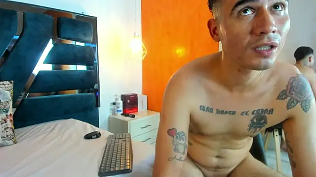 Irina_and_Max stripchat live cam model