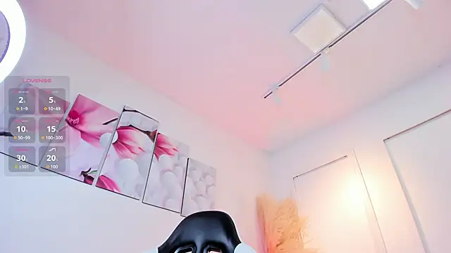 Tommy_valverde stripchat live cam model