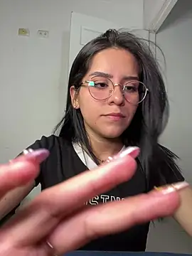 Trixie_pop stripchat live cam model
