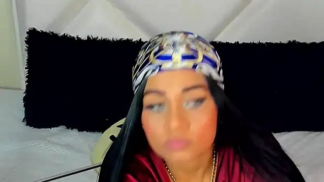 ScarlethNatasha stripchat live cam model
