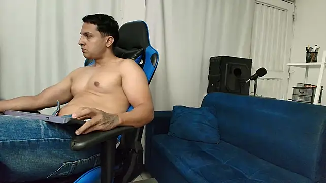 hott_dicks stripchat live cam model