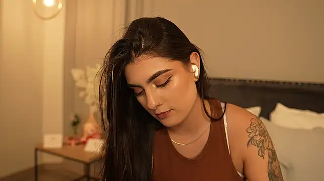 IrisBaker stripchat live cam model