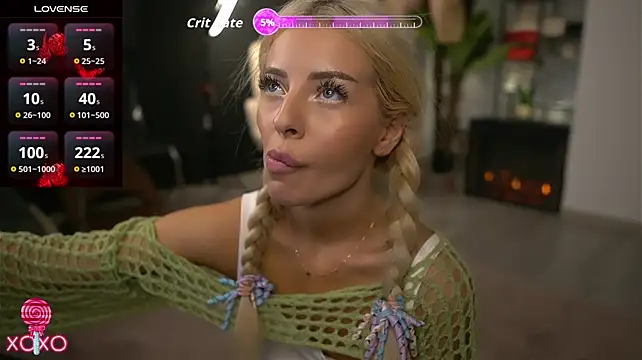 SerenaNoir stripchat live cam model