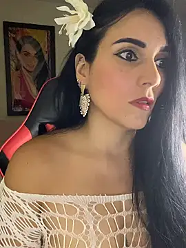 Miaswwe stripchat live cam model