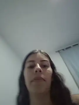 IrisBound stripchat live cam model