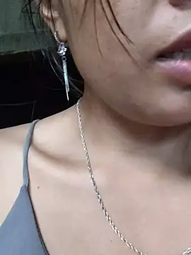 Tryphena stripchat live cam model