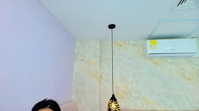 ariana_florez_ stripchat live cam model