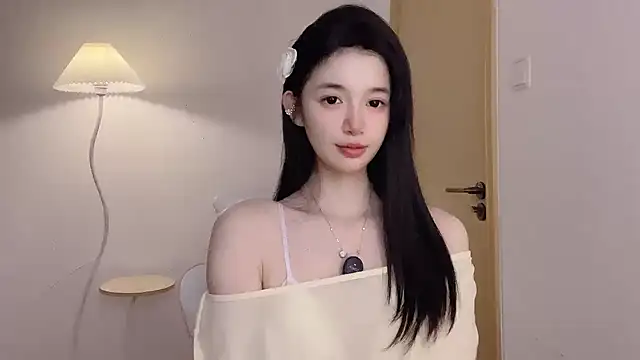 Annie-3 stripchat live cam model