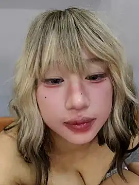SikX1112 stripchat live cam model
