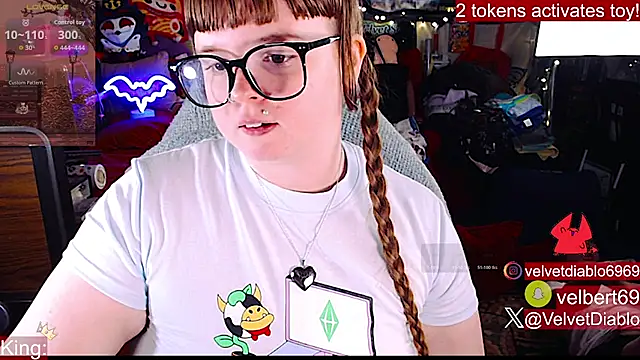 VelvetDiablo stripchat live cam model