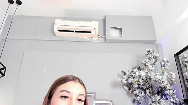 Cloedurant stripchat live cam model