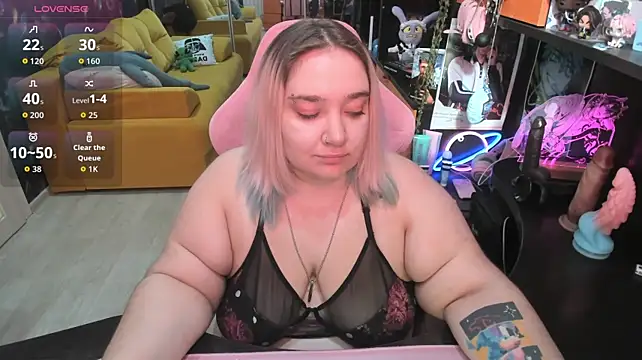 Softie_Sofy stripchat live cam model