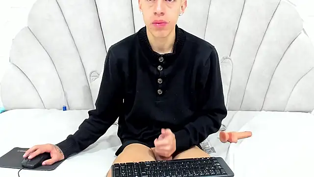 thiago19s stripchat live cam model