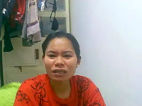 Sweeetgurll stripchat live cam model