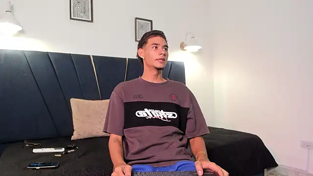 kenix_cum23 stripchat live cam model