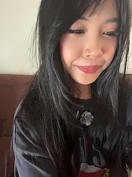 jinawaves stripchat live cam model
