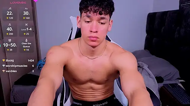 Luke_Muscle stripchat live cam model