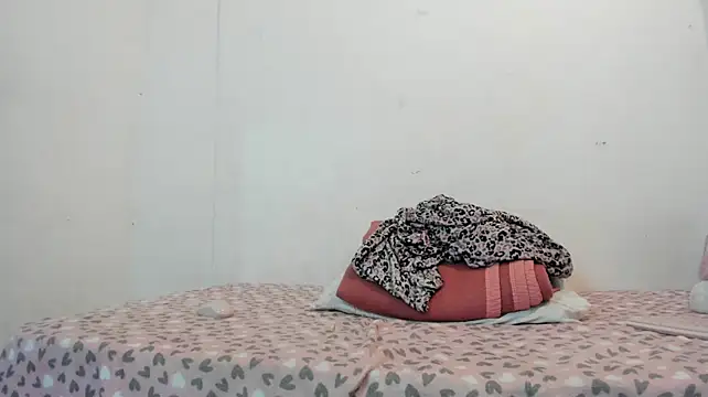 Melaniegirl17 stripchat live cam model