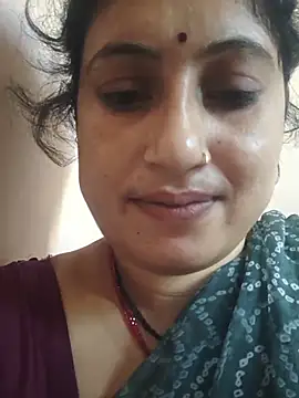 Rayal_bhabi stripchat live cam model