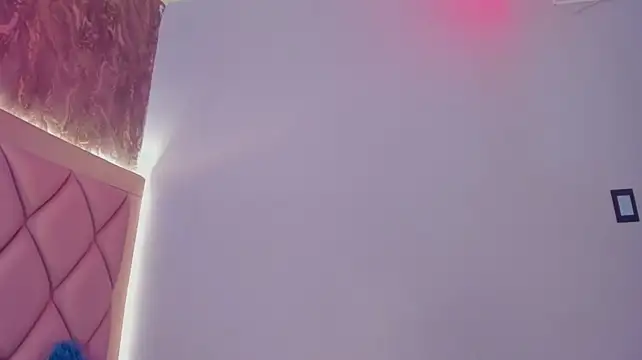 megan_100 stripchat live cam model