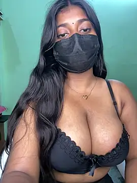 Ishaani_0 stripchat live cam model