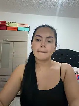 Cami_olarte stripchat live cam model