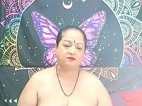 matureindian stripchat live cam model