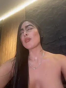 Alexandra_duque stripchat live cam model