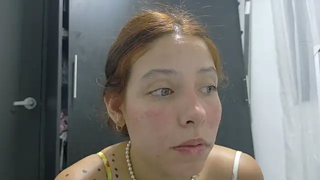Miranda-cambell stripchat live cam model
