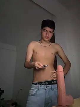 luiser_hotie stripchat live cam model