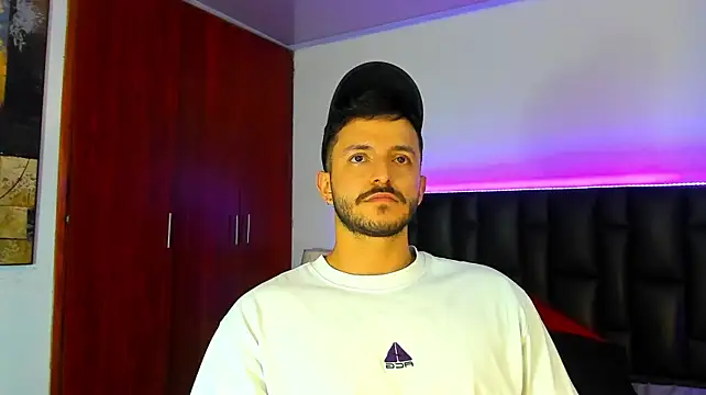 Marcus_lafourt stripchat live cam model