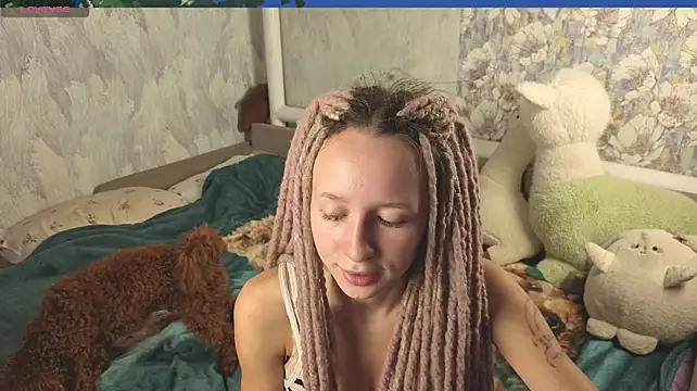 cutest_lucy stripchat live cam model