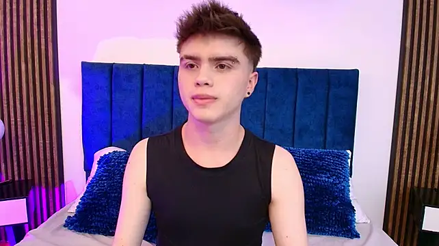 Ian_Stone stripchat live cam model