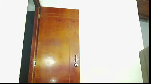 nomy_07 stripchat live cam model