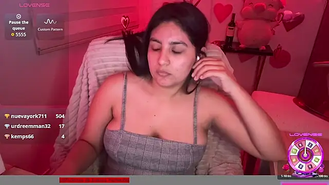 cloe_small stripchat live cam model