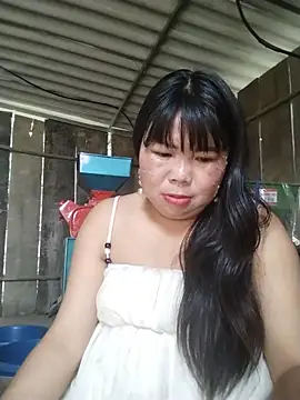 lusy-00 stripchat live cam model